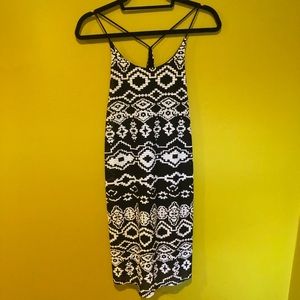 Black & White Knit Printed Dress w Low Back
